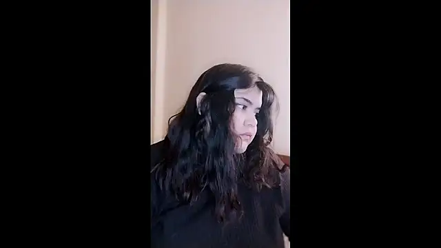 Snapshot of Mica_bonitaa chatting on November 3, 2025, 10:38 am Mica bonitaa online show from November 3, 2025, 10:38 am