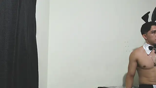 Snapshot of Penelope77 chatting on October 25, 2025, 5:26 am Penelope77 online show from October 25, 2025, 5:26 am