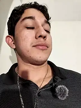 Snapshot of Penelope77 chatting on November 14, 2025, 6:56 am Penelope77 online show from November 14, 2025, 6:56 am