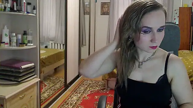 ClassyInna online show from September 17, 2025, 6:15 am