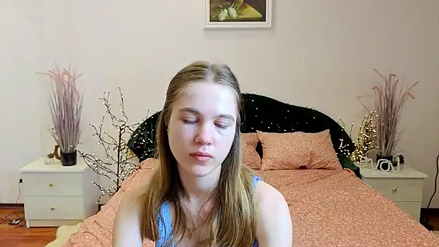 Spicy Lexi online show from June 23, 2026, 6:55 am