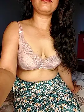 Snapshot of CUTE-PX chatting on September 9, 2025, 5:07 am CUTE-PX online show from September 9, 2025, 5:07 am