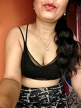 Snapshot of CUTE-PX chatting on September 12, 2025, 10:37 am CUTE-PX online show from September 12, 2025, 10:37 am