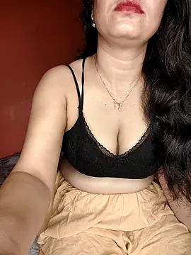 Snapshot of CUTE-PX chatting on September 19, 2025, 2:57 am CUTE-PX online show from September 19, 2025, 2:57 am