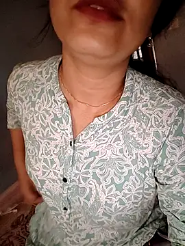 Snapshot of CUTE-PX chatting on September 23, 2025, 2:14 am CUTE-PX online show from September 23, 2025, 2:14 am