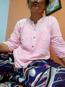 Snapshot of CUTE-PX chatting on September 23, 2025, 2:20 pm CUTE-PX online show from September 23, 2025, 2:20 pm