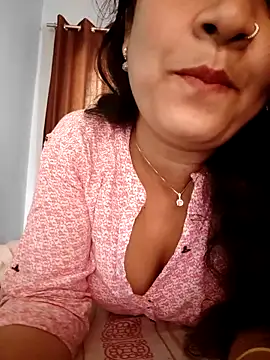 Snapshot of CUTE-PX chatting on September 24, 2025, 2:59 am CUTE-PX online show from September 24, 2025, 2:59 am