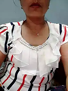 Snapshot of CUTE-PX chatting on September 28, 2025, 3:28 pm CUTE-PX online show from September 28, 2025, 3:28 pm