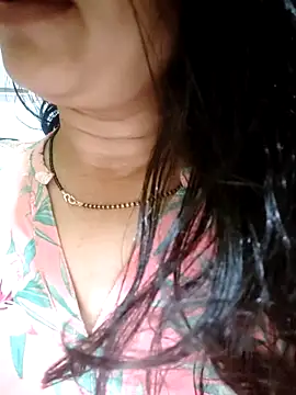 Snapshot of CUTE-PX chatting on October 16, 2025, 3:35 pm CUTE-PX online show from October 16, 2025, 3:35 pm