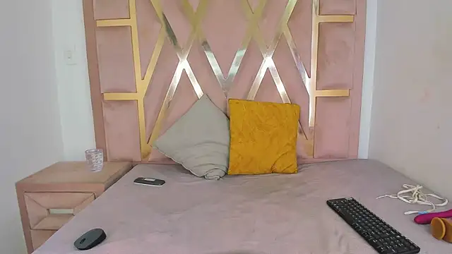 dannyasm online show from November 5, 2025, 12:49 pm