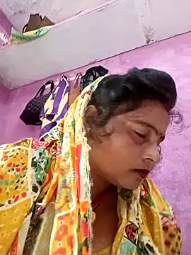 Snapshot of Hot_komal1 chatting on September 10, 2025, 10:15 am Hot komal1 online show from September 10, 2025, 10:15 am