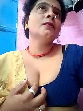 Snapshot of Hot_komal1 chatting on November 7, 2025, 9:42 am Hot komal1 online show from November 7, 2025, 9:42 am