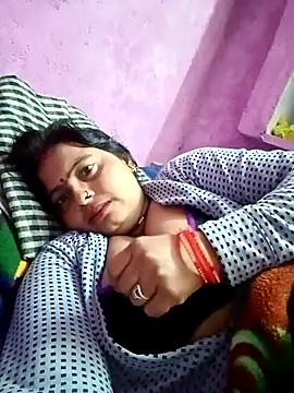 Snapshot of Hot_komal1 chatting on November 17, 2025, 11:10 pm Hot komal1 online show from November 17, 2025, 11:10 pm