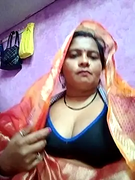 Snapshot of Hot_komal1 chatting on November 29, 2025, 9:40 pm Hot komal1 online show from November 29, 2025, 9:40 pm