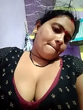 Snapshot of Hot_komal1 chatting on April 26, 2026, 8:28 pm Hot komal1 online show from April 26, 2026, 8:28 pm