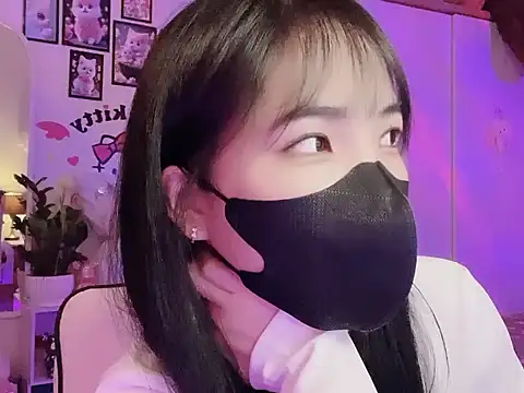 keelinnn19 online show from September 26, 2025, 6:12 pm