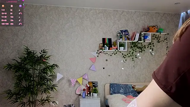 AnnyiBlue online show from March 21, 2026, 11:26 am