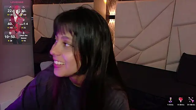 Snapshot of sophiaa_7 chatting on November 7, 2025, 11:21 am sophiaa 7 online show from November 7, 2025, 11:21 am