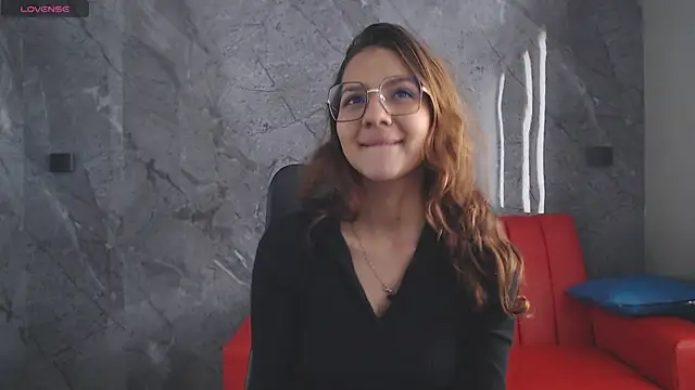 Snapshot of angeles_azul chatting on September 18, 2025, 4:31 pm angeles azul online show from September 18, 2025, 4:31 pm