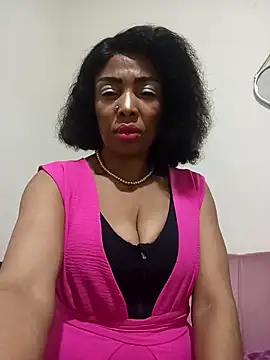 SEXYMOANSXX online show from October 18, 2025, 1:41 am