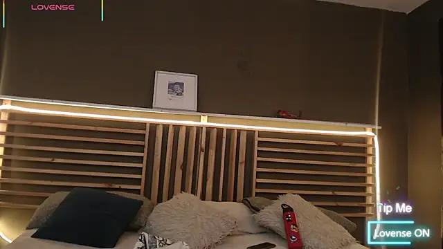 PaulEvens online show from November 20, 2025, 1:33 pm