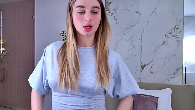 SweetyLicky online show from February 21, 2026, 4:08 pm