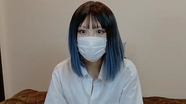 sarina at online show from November 25, 2025, 4:23 am