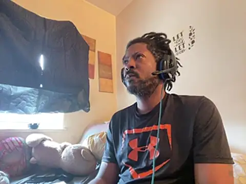 viceutk1 online show from February 23, 2026, 4:48 pm