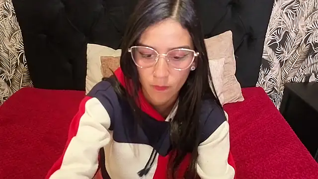 Snapshot of DanielaMonroe chatting on February 24, 2026, 9:24 pm DanielaMonroe online show from February 24, 2026, 9:24 pm