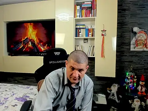 SpartacusDaddy48 online show from February 21, 2026, 2:51 pm