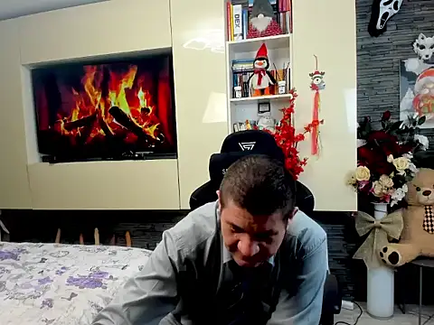 SpartacusDaddy48 online show from March 7, 2026, 6:05 pm