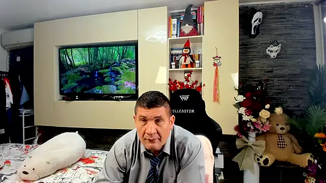 SpartacusDaddy48 online show from April 9, 2026, 6:30 am