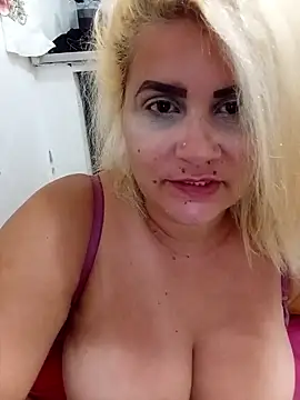 Snapshot of flavinhasensual chatting on March 17, 2026, 8:45 pm flavinhasensual online show from March 17, 2026, 8:45 pm