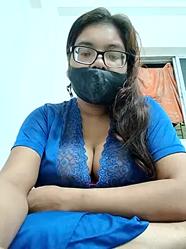 Elie couple143 online show from October 19, 2025, 6:41 pm