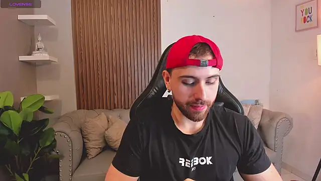 Maximo Wolff online show from March 26, 2026, 10:59 pm