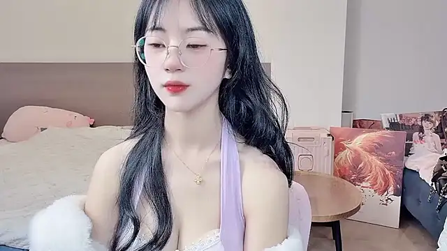 Snapshot of nini_a chatting on February 11, 2026, 11:48 am nini a online show from February 11, 2026, 11:48 am