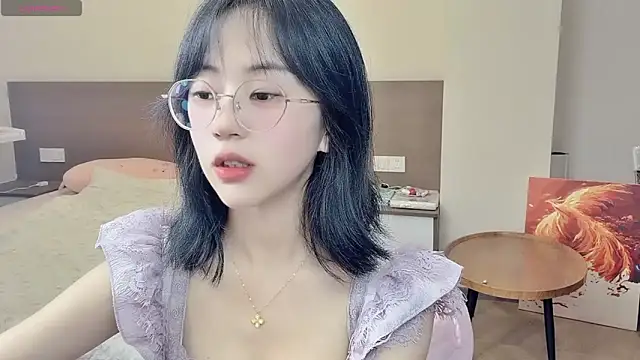 nini a online show from April 8, 2026, 11:32 am