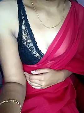 Nidhi lovely online show from February 3, 2026, 3:15 am