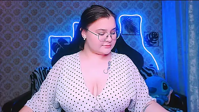 Snapshot of InLoveWithLife26 chatting on October 22, 2025, 7:13 pm InLoveWithLife26 online show from October 22, 2025, 7:13 pm