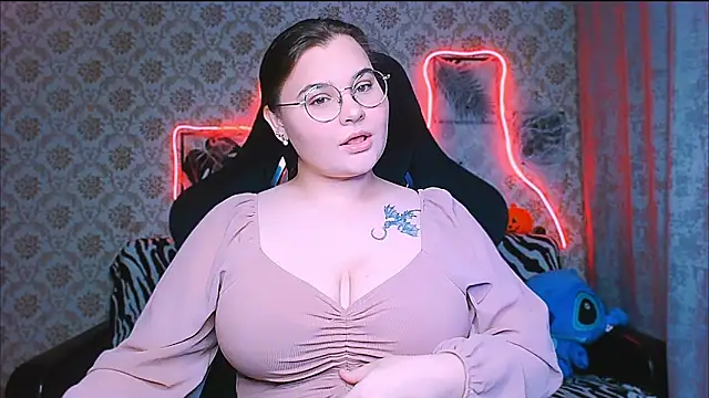 Snapshot of InLoveWithLife26 chatting on October 24, 2025, 8:16 pm InLoveWithLife26 online show from October 24, 2025, 8:16 pm