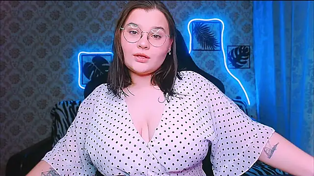 Snapshot of InLoveWithLife26 chatting on November 5, 2025, 8:20 pm InLoveWithLife26 online show from November 5, 2025, 8:20 pm