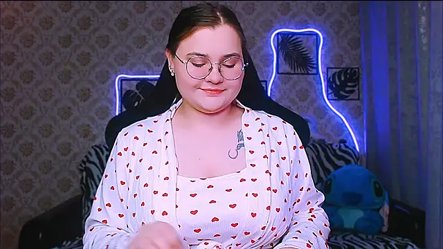 Snapshot of InLoveWithLife26 chatting on November 27, 2025, 7:21 am InLoveWithLife26 online show from November 27, 2025, 7:21 am