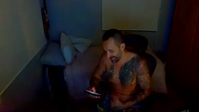 sexymateo13 online show from October 18, 2025, 2:58 am
