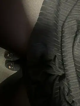 HiddenHoneyLDN online show from October 31, 2025, 10:38 am