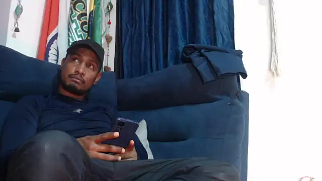 ElCaballeroNegro24 online show from February 4, 2026, 3:12 am