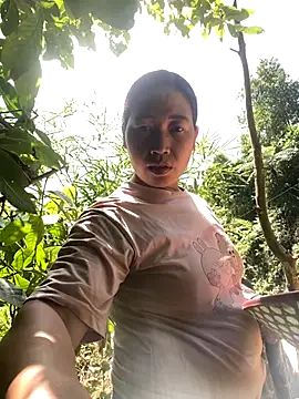 Lai005 online show from September 15, 2025, 4:45 am