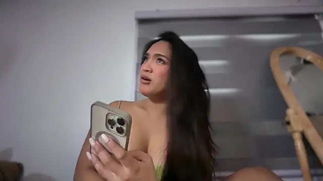 LaraBarcelo online show from January 10, 2026, 6:04 am