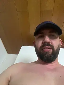 Snapshot of andrey1887 chatting on April 16, 2026, 7:31 am andrey1887 online show from April 16, 2026, 7:31 am