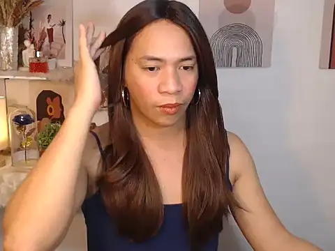 Snapshot of Ursexy_ngaw chatting on December 4, 2025, 8:06 pm Ursexy ngaw online show from December 4, 2025, 8:06 pm