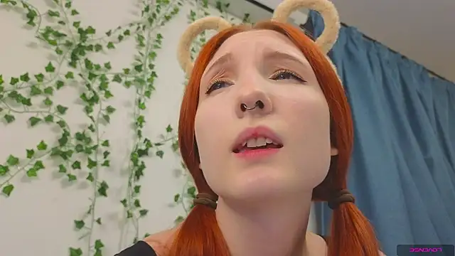 Snapshot of Olivia_Rid_ chatting on November 18, 2025, 8:46 pm Olivia Rid online show from November 18, 2025, 8:46 pm